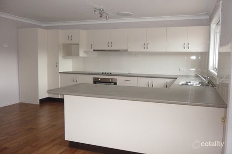 Property photo of 44 Pine Creek Circuit St Clair NSW 2759