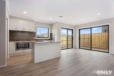 Property photo of 51 Fenway Boulevard Clyde North VIC 3978