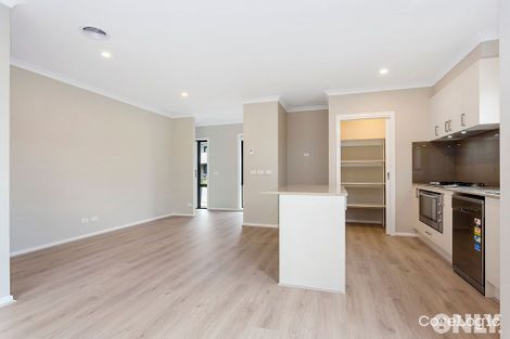 Property photo of 51 Fenway Boulevard Clyde North VIC 3978