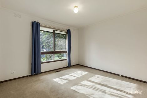 Property photo of 10 Highland Boulevard Ringwood VIC 3134