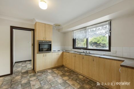 Property photo of 10 Highland Boulevard Ringwood VIC 3134