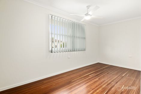 Property photo of 11 Gwendoline Street Raceview QLD 4305