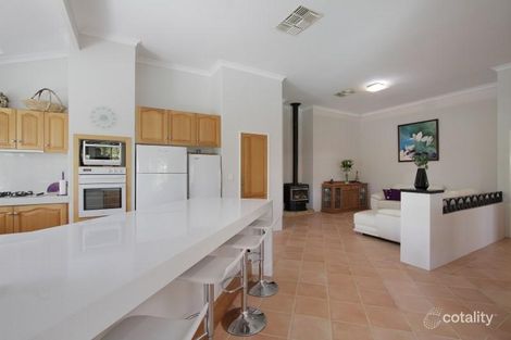 Property photo of 17 Geranium Place Canning Vale WA 6155