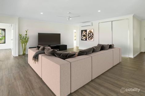 Property photo of 3 Scarlet Gum Crescent Cannonvale QLD 4802