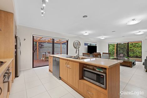 Property photo of 23 Avalon Crescent Cranbourne East VIC 3977