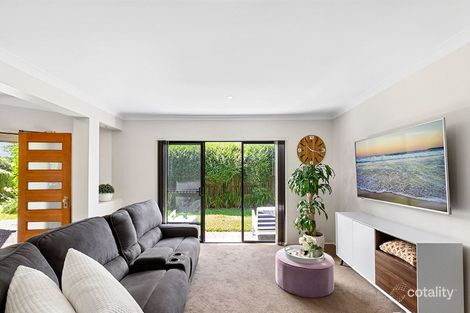 Property photo of 2/3 Allamanda Grove Bundall QLD 4217