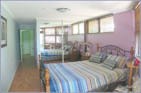 Property photo of 2/55 Thorn Street Kangaroo Point QLD 4169