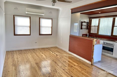 Property photo of 43 Blackbutt Parade Kotara South NSW 2289