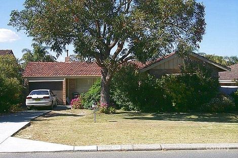 11 Oakwood Ave, Woodlands, WA 6018