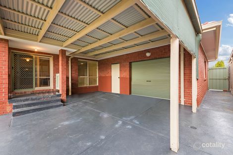 Property photo of 4 Kialoa Court Taylors Lakes VIC 3038