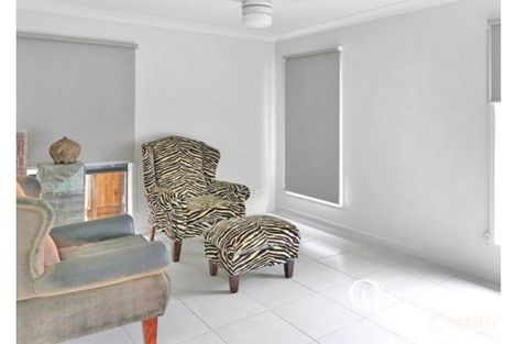 Property photo of 86 Brookbent Road Pallara QLD 4110