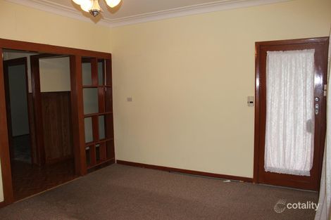 Property photo of 516 Kotthoff Street Lavington NSW 2641