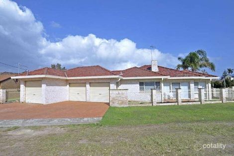 2 Benelong St, The Entrance, NSW 2261