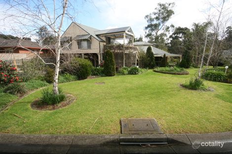 Property photo of 1 Jacobus Walk Ferntree Gully VIC 3156