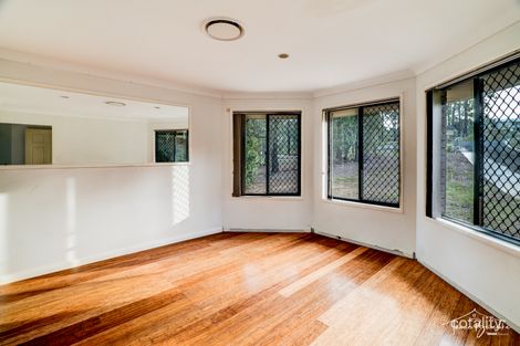 Property photo of 44 Sandpiper Drive Regency Downs QLD 4341