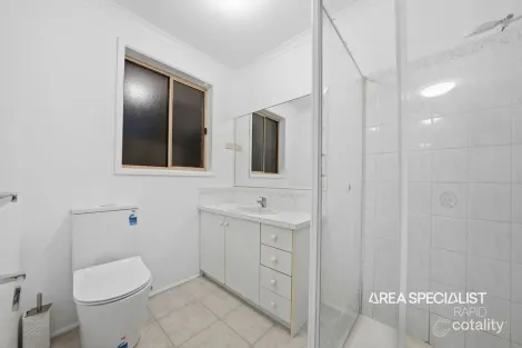 Property photo of 19 Leopold Crescent Hampton Park VIC 3976