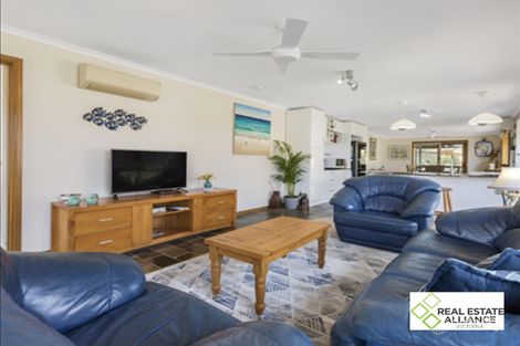 Property photo of 32 Brights Drive Tootgarook VIC 3941