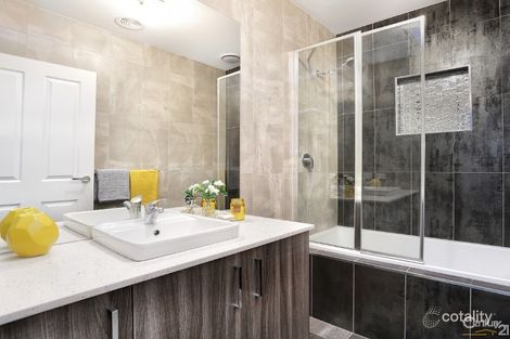 Property photo of 17 Elray Avenue Dandenong VIC 3175