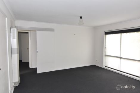 Property photo of 2/30-32 Enfield Drive St Albans Park VIC 3219