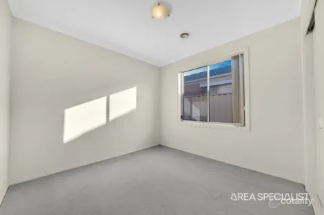 Property photo of 10 Malaga Street Point Cook VIC 3030