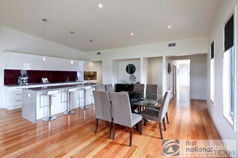 Property photo of 6 Archer Court Drouin VIC 3818