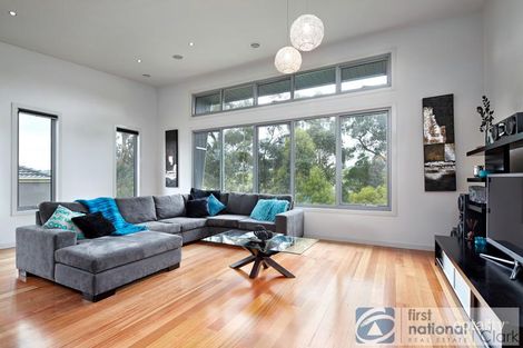 Property photo of 6 Archer Court Drouin VIC 3818