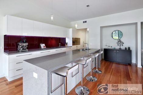Property photo of 6 Archer Court Drouin VIC 3818