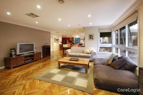 Property photo of 147 Lawrence Road Mount Waverley VIC 3149