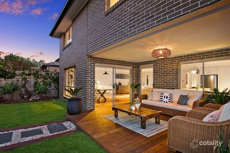 Property photo of 82 Shearwater Drive Warriewood NSW 2102