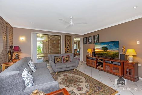 Property photo of 30 Yorkshire Crescent Mount Warren Park QLD 4207