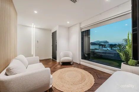 Property photo of 8 Skylark Road Greenvale VIC 3059