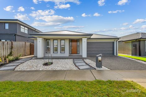3 Authentic Ave, Cranbourne South, VIC 3977