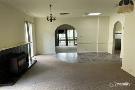 Property photo of 249 Hull Road Mooroolbark VIC 3138