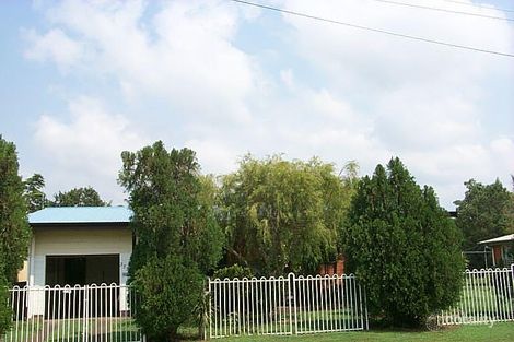 222 Mann St, Westcourt, QLD 4870