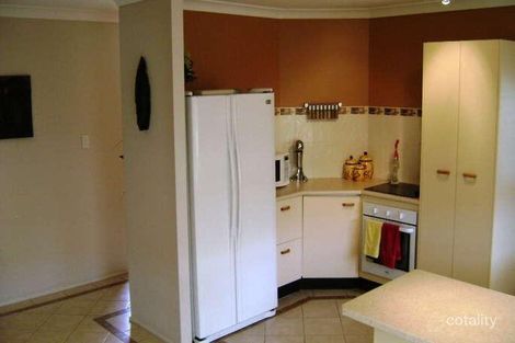 Property photo of 8 Hillier Court Flinders View QLD 4305