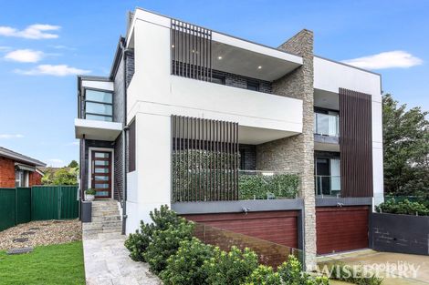5 Suva Cres, Greenacre, NSW 2190