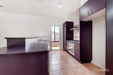 Property photo of 57 Bowral Loop Craigieburn VIC 3064