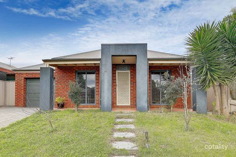 Property photo of 57 Bowral Loop Craigieburn VIC 3064