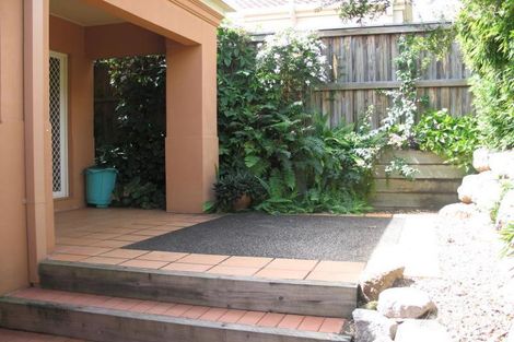 Property photo of 10 Tipuana Close Carindale QLD 4152