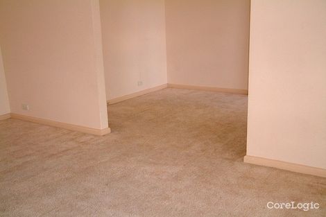 Property photo of 1/15 Coomleigh Avenue Glen Waverley VIC 3150