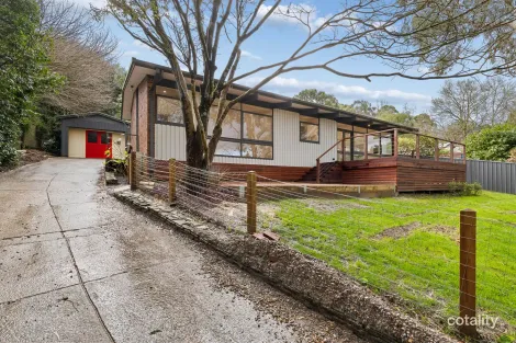 11 Protea Cres, Crafers, SA 5152
