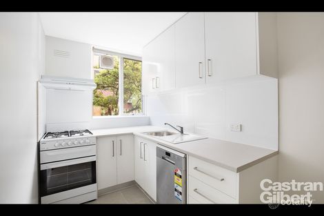 2/12 Normanby St, Windsor, VIC 3181