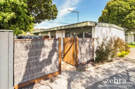 2/14-16 Fleet St, Mornington, VIC 3931