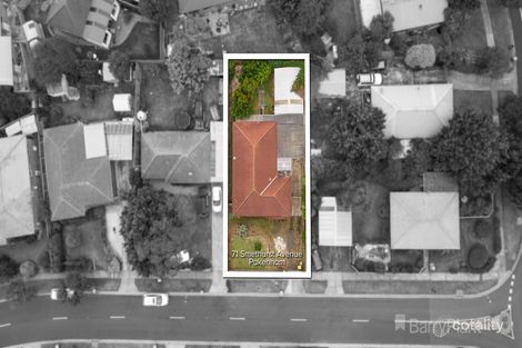 Property photo of 71 Smethurst Avenue Pakenham VIC 3810