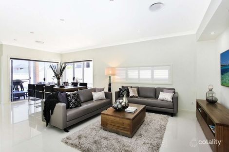 Property photo of 18 De Garis Close Middleton Grange NSW 2171
