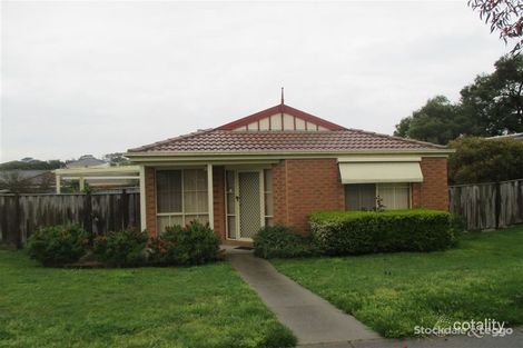 Property photo of 2 Grasswren Close Langwarrin VIC 3910