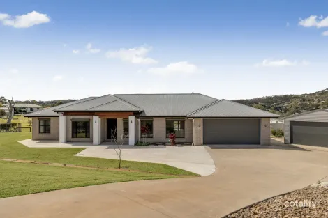 30 Northerly Dr, Hodgson Vale, QLD 4352