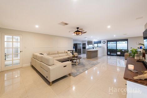 Property photo of 12 Waratah Circle Halls Head WA 6210