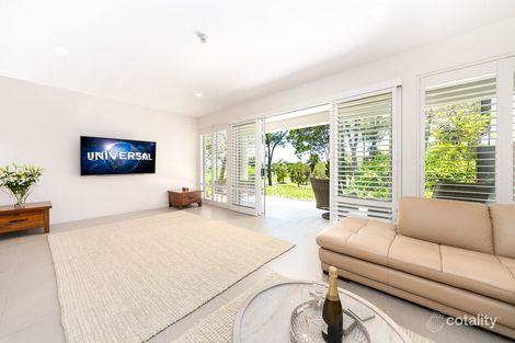 Property photo of 4/5129 St Andrews Terrace Hope Island QLD 4212