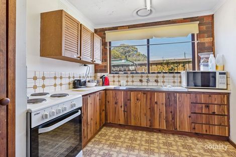 Property photo of 27 Hyland Street Moe VIC 3825